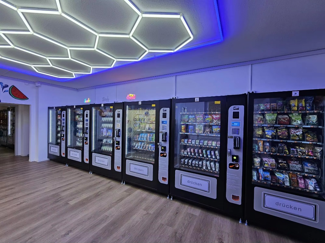 Commercial Smart Snack Vending - Commercial Vending Machine review and price